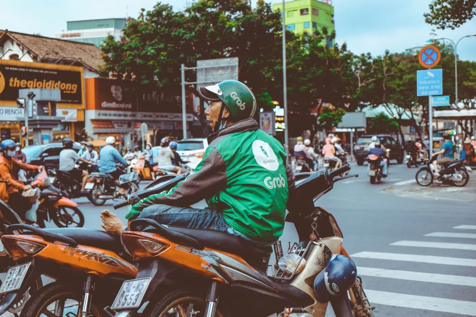 Chiếc xe đầu tiên tại Lê Thị Thanh Bình 1984